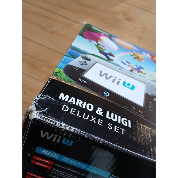Nintendo Wii U Mario & Luigi Deluxe Set 32 GB Black Console System CIB - Tested - Picture 5 of 16